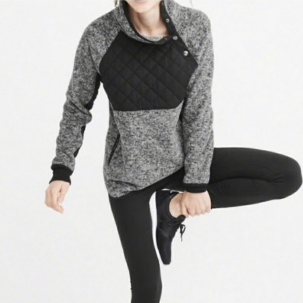 Abercrombie & Fitch Quilted Snap Fleece Pullover